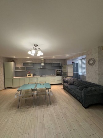 130 м2, 2 спальни, квартира в Аркадии, без выседения - фото 1