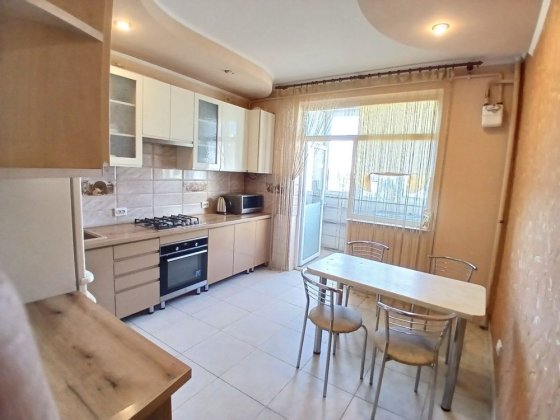 Оренда 2 квм новобуд на вул Угорська Львов