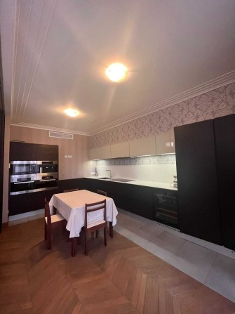 Без %! 3-к (135 м2) квартира в ЖК 'Diplomat Hall', вулиця Жилянська 59 - фото 1