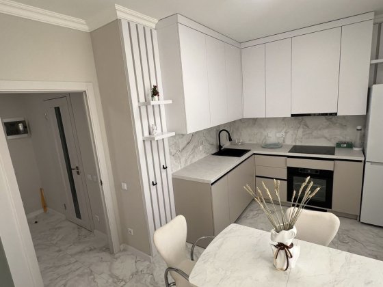 Однокімнатна квартира, правий  беріг. Київ