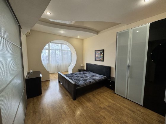 Сдам 3 ком Центр ул Святослава Хороброго( Чкалова) Днепр