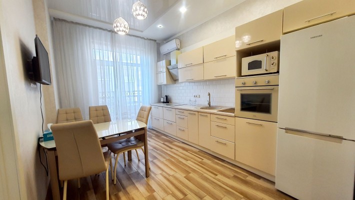 Аренда новой 1-но комнатной на Французском бульваре - фото 1