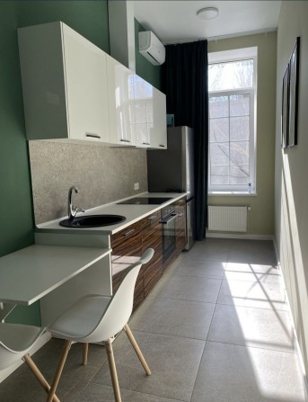 Аренда Свободно ул Канатная угол Семинарской  жд  вокзал Центр - фото 1