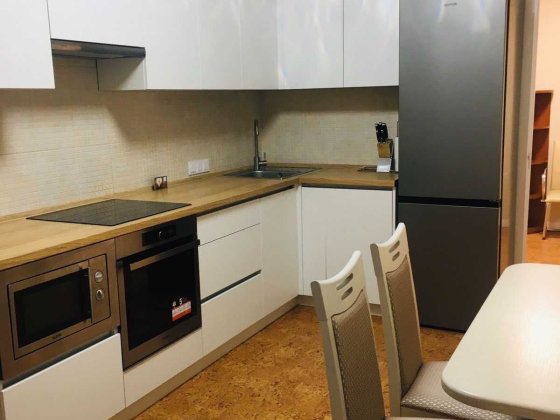 Здам роздільну 2к квартиру в новому будинку, ст.м. Мінська Київ