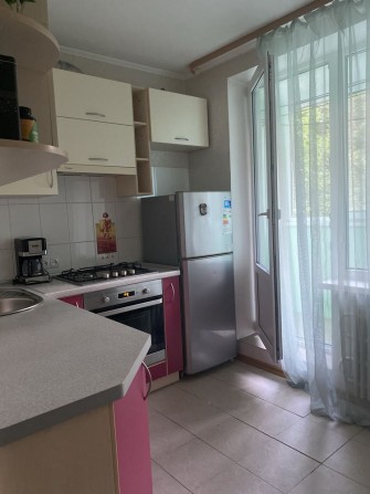 Сдам свою 1к кв двухбалконка центр, хозяйка - фото 1