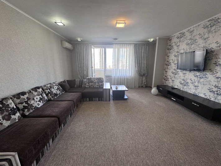 Аренда 3к.кВ. 120квм Новострой м. Левада, ул. Вернадского 1а - фото 1