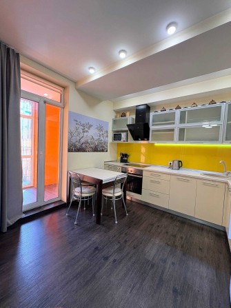 Оренда 1-кім квартири 41 м2 в ЖК Комфорт Таун, вул. Регенераторна - фото 1