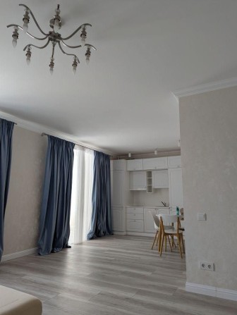 Сдам 1-к.квартиру студию в Лесках на Леваневцев - фото 1