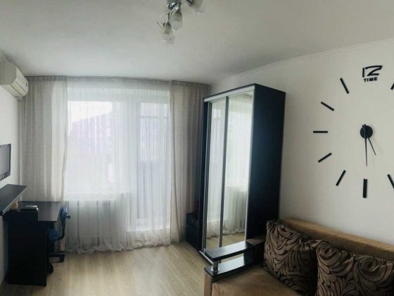 Однокомнатная Научная, Ботанический сад Харків