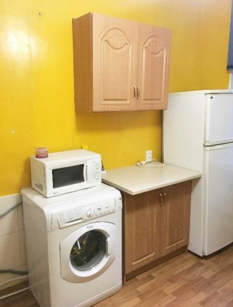 ЗДАМ 3 кімн кв 2 поверх,автономне опалення,просп Центральний Соборна - фото 1