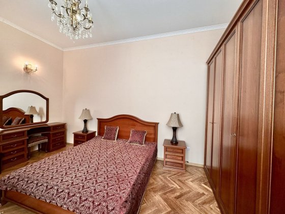 ‼️ Оренда  3-кім квартири по  вул. Коновальця центр Львів