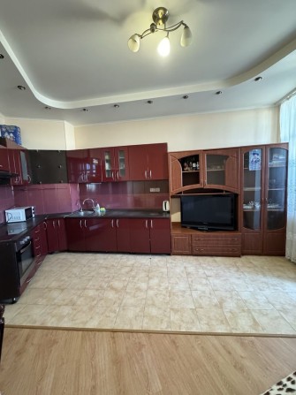 2 спальні та кухня-вітальня в жк «Цветок» на Інглезі - фото 1