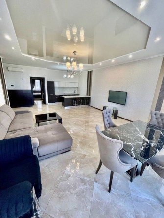 Аренда трёхкомнатной квартиры в центре, ул. Греческая , ЖК-Гефест - фото 1