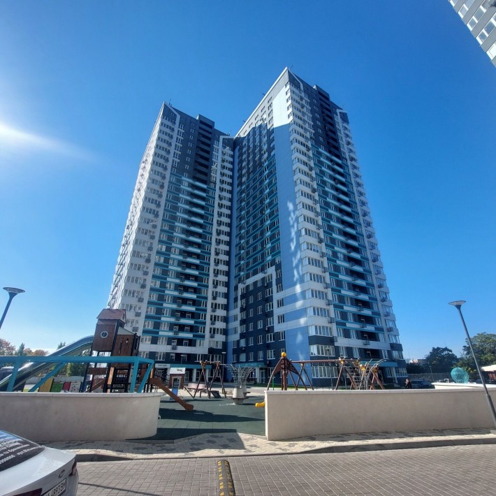 Сдам однокомнатную квартиру в ЖК Скай Сити Первая Сдача - фото 1