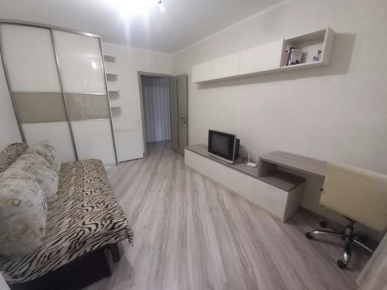 2 квартира Салтовка,м. Студенческая, академика Павлова 307 Харків