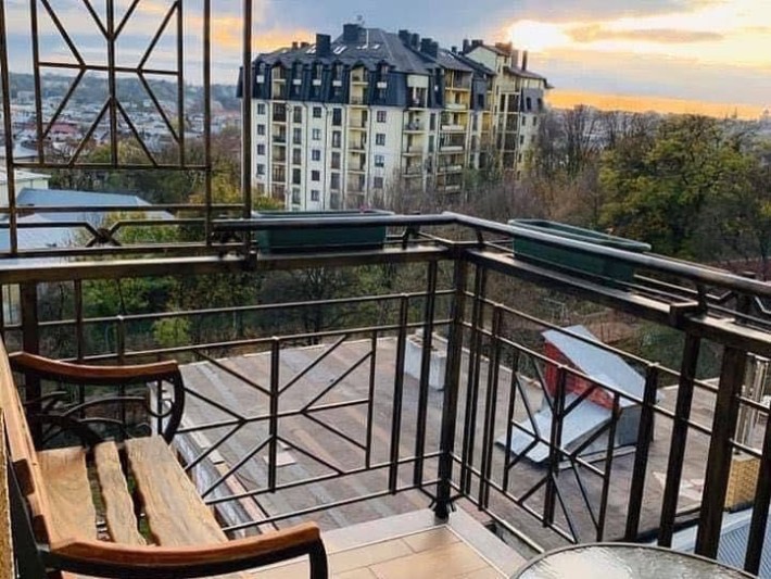 Оренда 3 кім квартири в тихому центрі в новобудові вул. Лисенка - фото 1