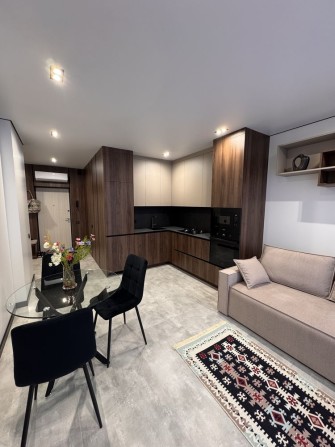 Оренда  1-кімнатної квартири з паркомісцем . - фото 1