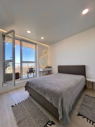 Оренда 2 к. квартири+студія+паркомісце, ЖК Америка, вул. В. Великого - фото 1