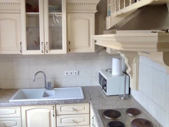 Реальная 3-ка на Алексеевке, Проспект Победы 72, метро Перемога Харків