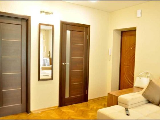 Здається 2-кімнатна квартира від власника в центрі міста довгостроково Львов