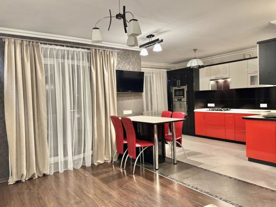 Оренда 1-кімнатної квартири в новобудові на короткий термін Актуальна Львів