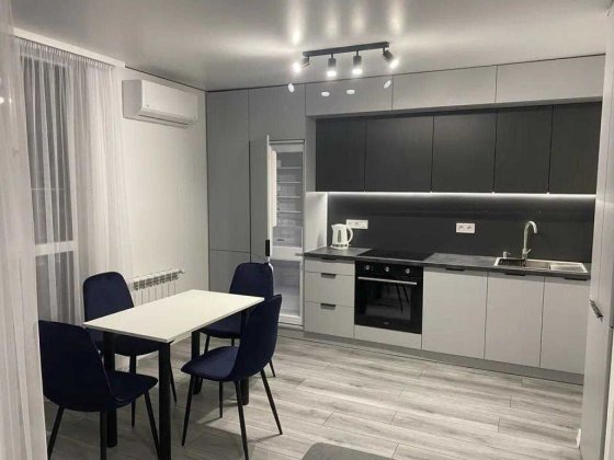 Оренда 1кім гарної квартири новобудова є балкон Шевченка майже центр Львов