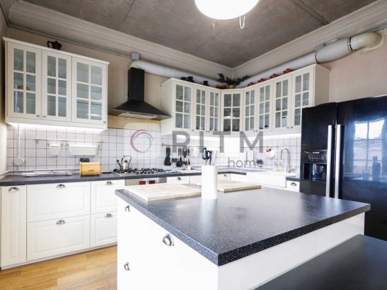 ОРЕНДА ПЕНТХАУСУ З ТЕРАСОЮ 100 м² | вул. Погулянка, 4а Львов