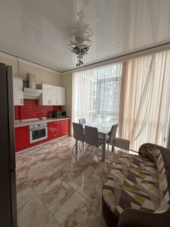 Сдам  евродвушка  3 эт. Аркадия с летом - фото 1