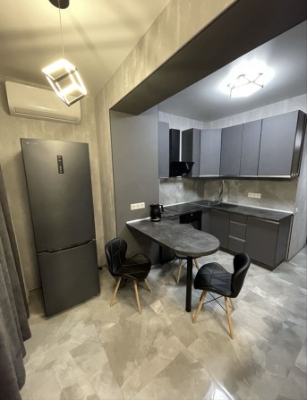 Сдам классную квартиру ЖК Море 13 Фонтана длительно - фото 1