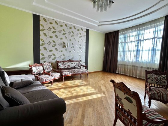 Оренда затишної кв-ри в елітному будинку в. Стуса (Героїв Крут) Львов