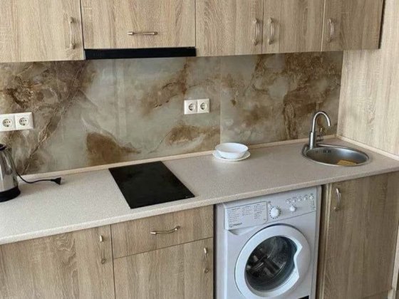 Сдам евро гостинку метро Академика Павлова Харків