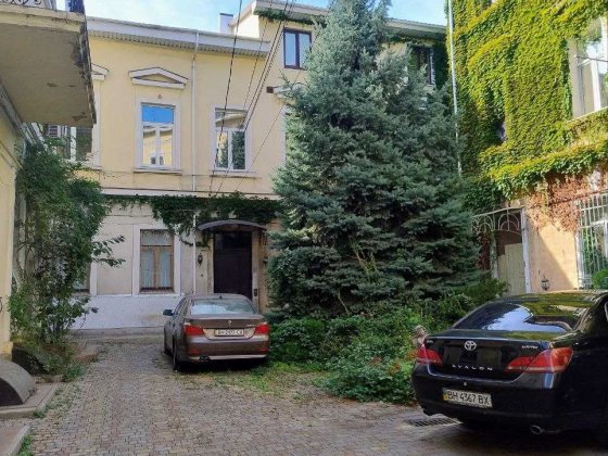 Сдам 1 ком.квартиру Центр/Воронцовский пер/Европейская  1 этаж Одесса