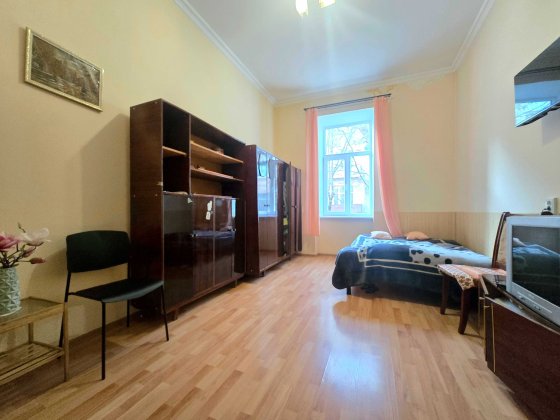 оренда 1 кімнатної квартири вул. Марка Вовчка. Поверх 2. Вільна Львов
