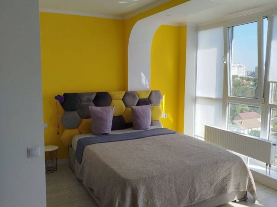 Новострой, ул.Литературная, можно с животным. Помесячно Одеса