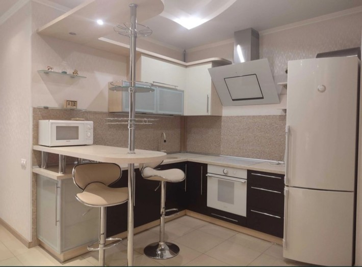 Оренда 3 кім кв м. Ярослава Мудрого (Пушкінська), Жк Петровського - фото 1