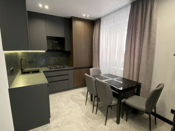 Здам квартиру з авторським ремонтом Миру 14, ЖК Волошковий Софиевская Борщаговка