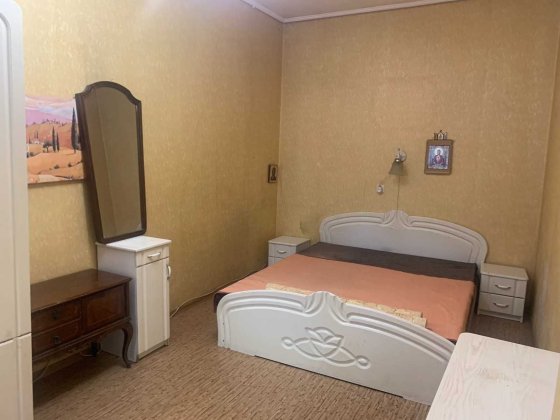 Сдам просторную 1-но комн. квартиру в  центре Одессы с палисадником. Одеса