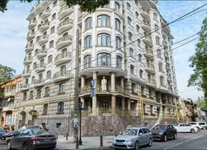 ЖК Патриций центр 3-комнатная - фото 1