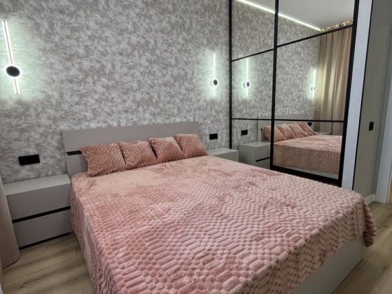 Первая сдача, 2 -ком. в Кадорр сити на Краснова, низкий этаж, ипподром Одесса