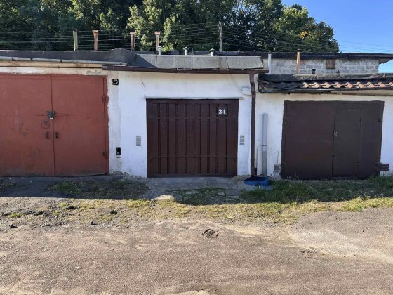 Гараж продаю капітальний свій у Львові Львов