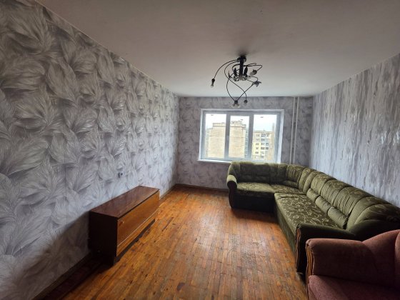 Аренда 3-квартиры по ул.Харьковская 1 мкрн Кам'янське