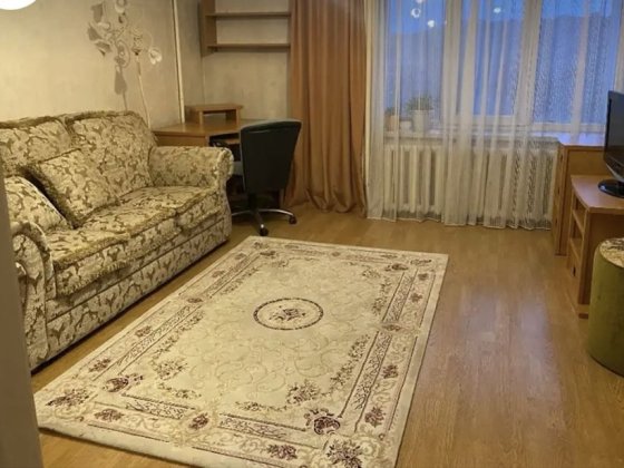 Оренда 1-кімнатна Палац Украіна від власника Київ