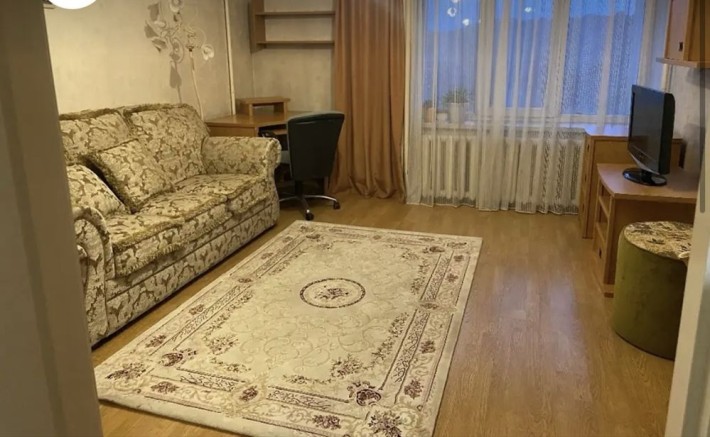 Оренда 1-кімнатна Палац Украіна від власника - фото 1