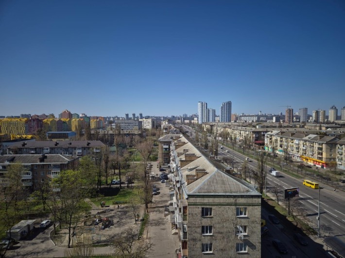 сдам видову 1 к квартиру в центре Ленинградской площади - фото 1