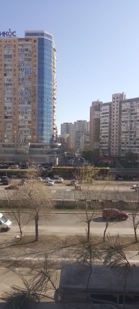 велика 2к кв. Позняки  будівельникам - фото 1