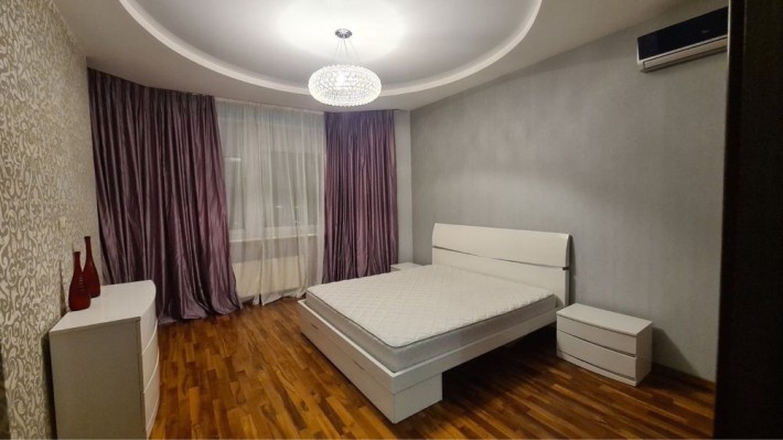 Оренда Юнацька 6 роздільні кімнати Парк Ленд - фото 1