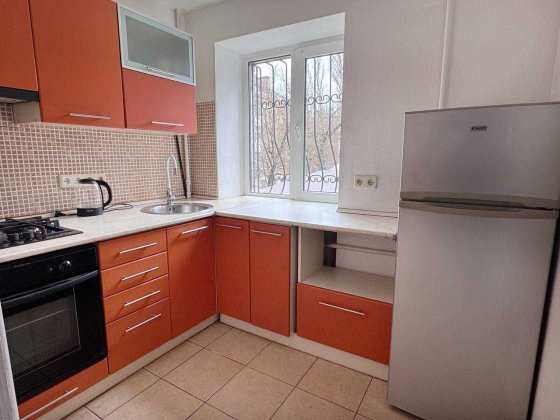 метро Васильківська 2 хв пішки, двокімнатна квартира Київ