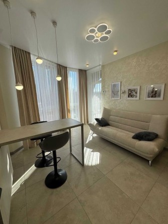 ЖК Республіка, перша здача, однокімнатна квартира. - фото 1