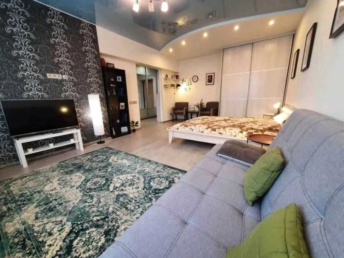 Здається 1-кімнатна квартира біля метро на вул. Юлії Здановської - фото 1