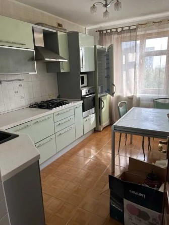 Трех комнатная квартра в аренду ,Голосеевский р-н - фото 1